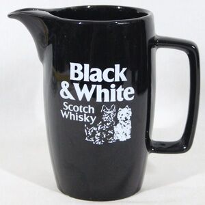 RARE! VINTAGE WADE BLACK & WHITE SCOTCH WHISKY WATER PITCHER / JUG ENGLAND